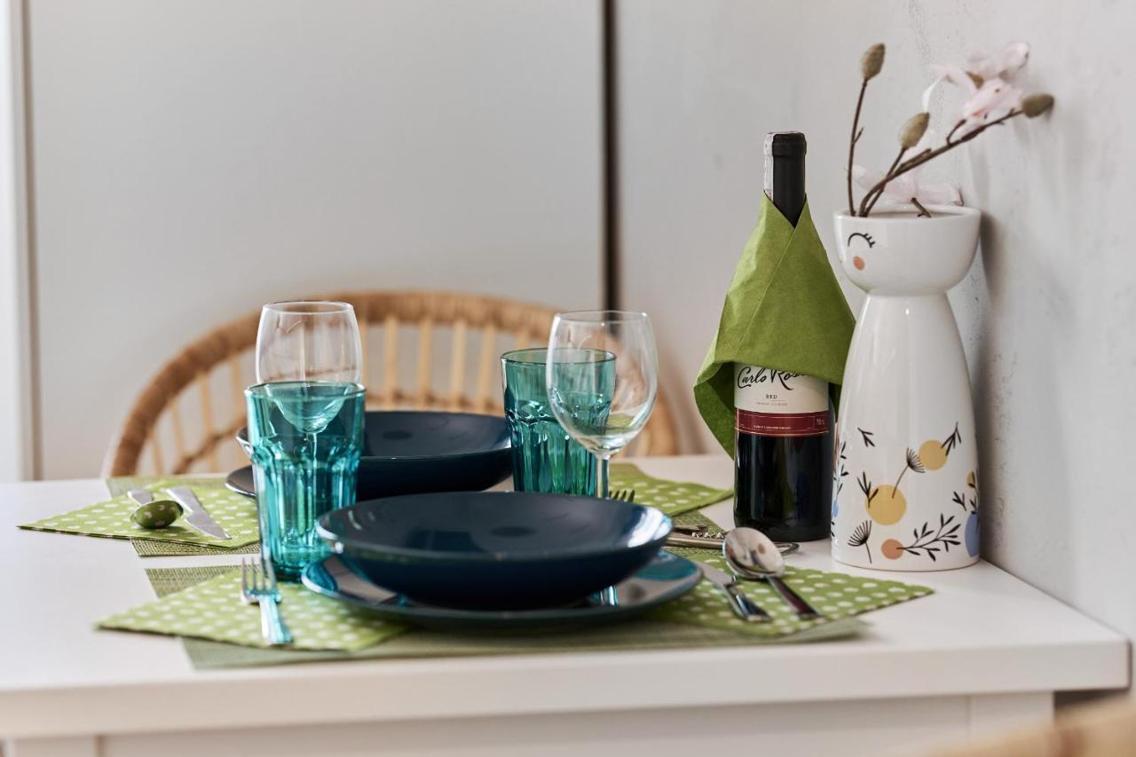 Apartment By The Oder River Wroclaw By Noclegi Renters 외부 사진